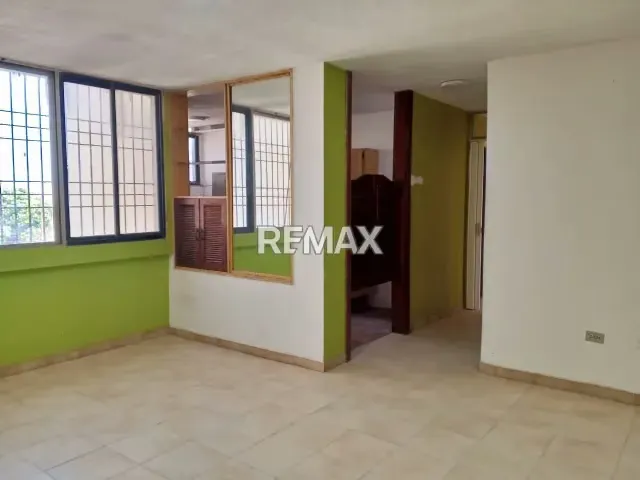 En alquiler apartamento en El Conjunto Residencial El Pinar, piso bajo, Maracaibo - 3