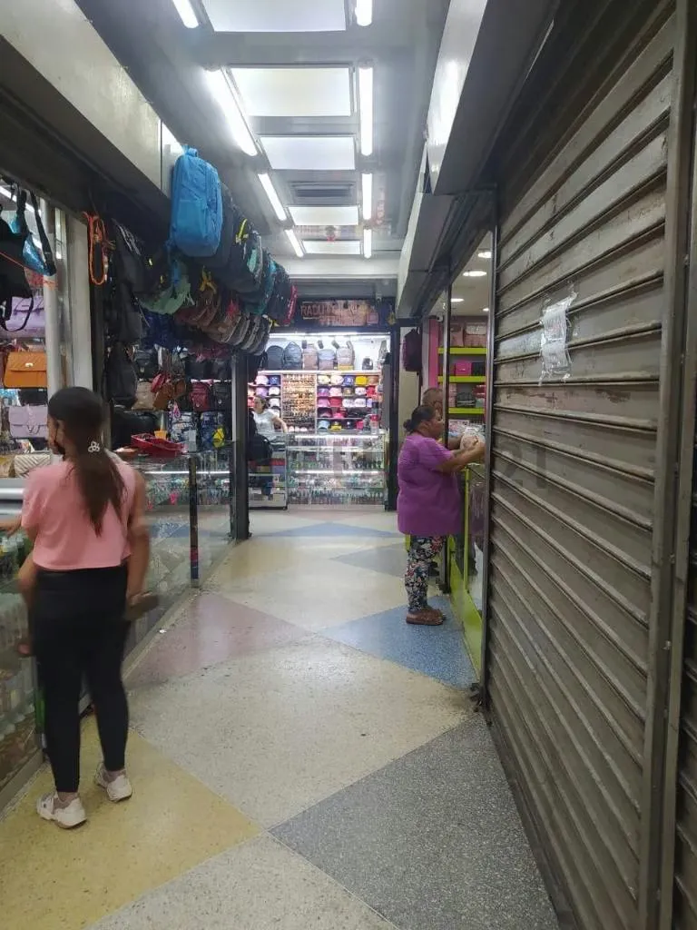 Excelente Local Comercial - 2