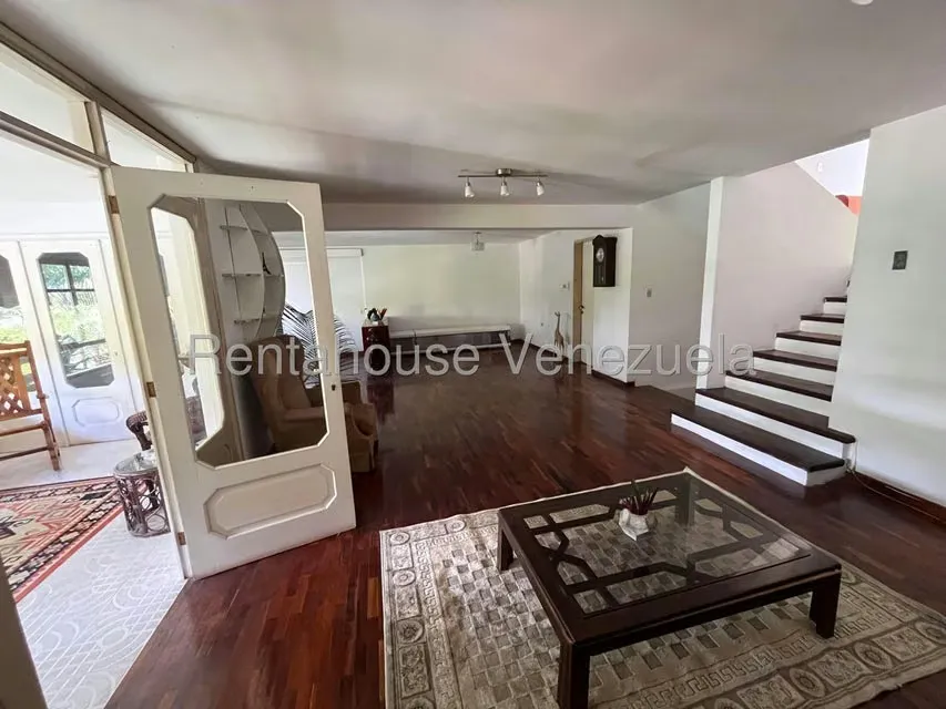 Casa (Multipes Niveles) en Venta en Prados del Este, Distrito Metropolitano - 13