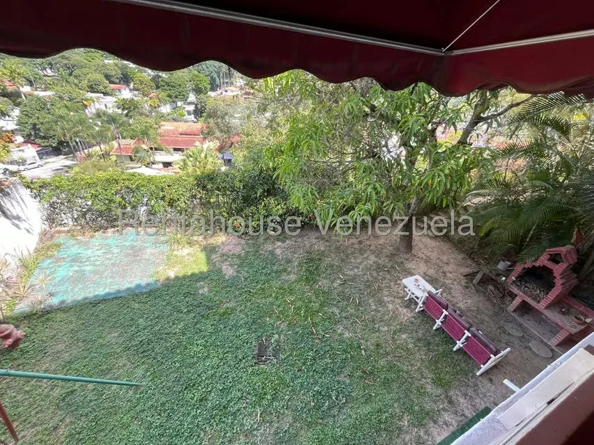 Casa (Multipes Niveles) en Venta en Prados del Este, Distrito Metropolitano - 16