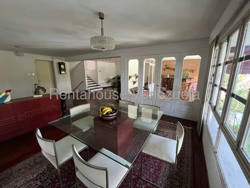 Casa (Multipes Niveles) en Venta en Prados del Este, Distrito Metropolitano - 17