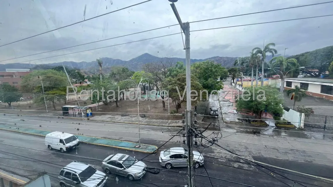 Comercial (Oficina) en Venta en El Limon, Aragua - 11
