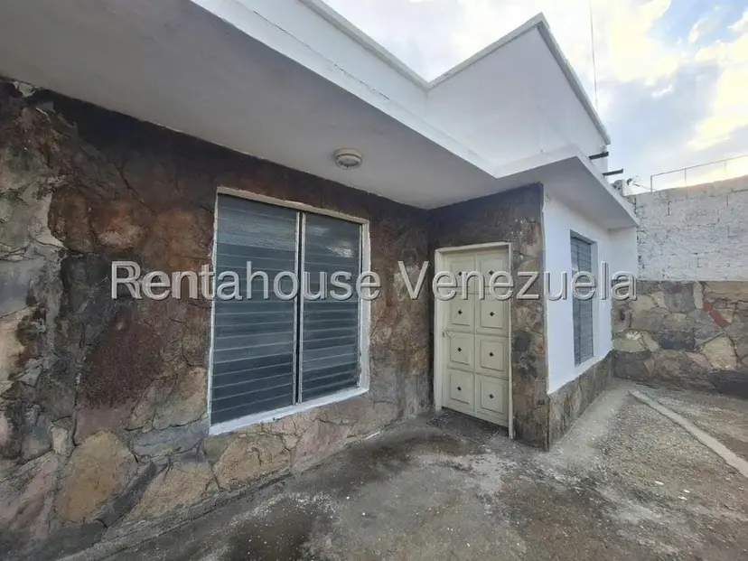 Casa (1 Nivel) en Venta en Zona Este, Lara