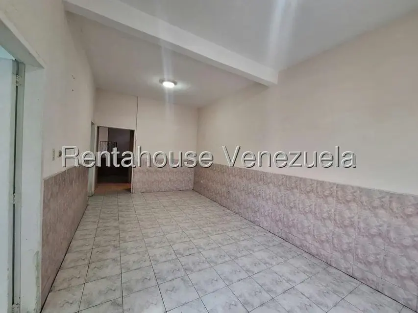 Casa (1 Nivel) en Venta en Zona Este, Lara - 3
