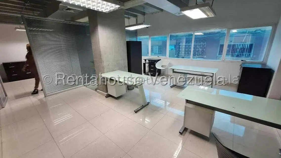 Oficina en Alquiler en Las Mercedes, Distrito Metropolitano - 10