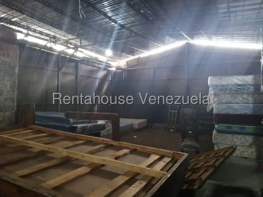 Casa (Multipes Niveles) en Venta en Guatire, Miranda - 25