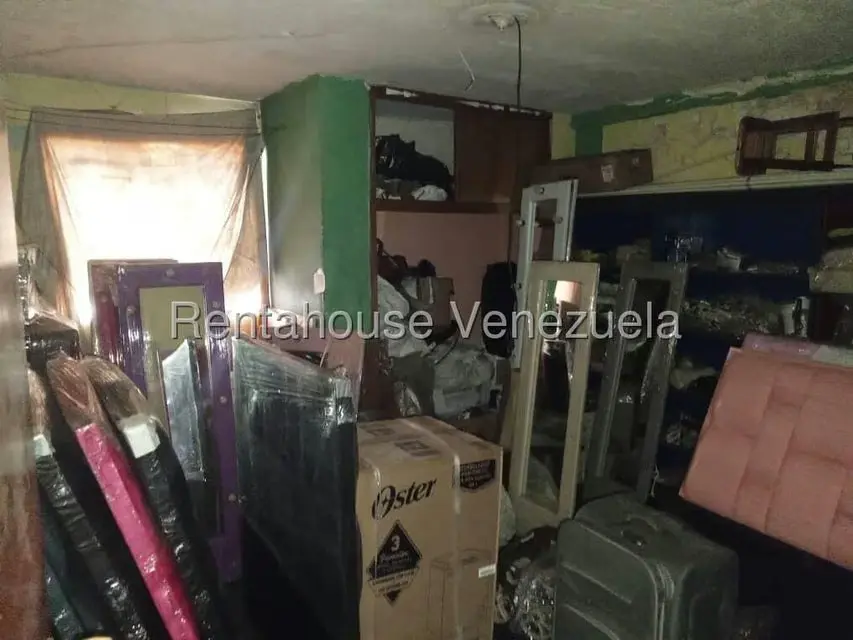 Casa (Multipes Niveles) en Venta en Guatire, Miranda - 33