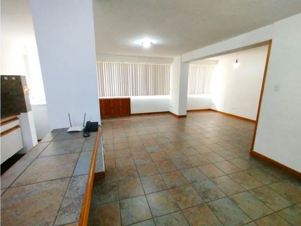 Alquilo apartamento 90m2 Los Palos Grandes 5612 - 3