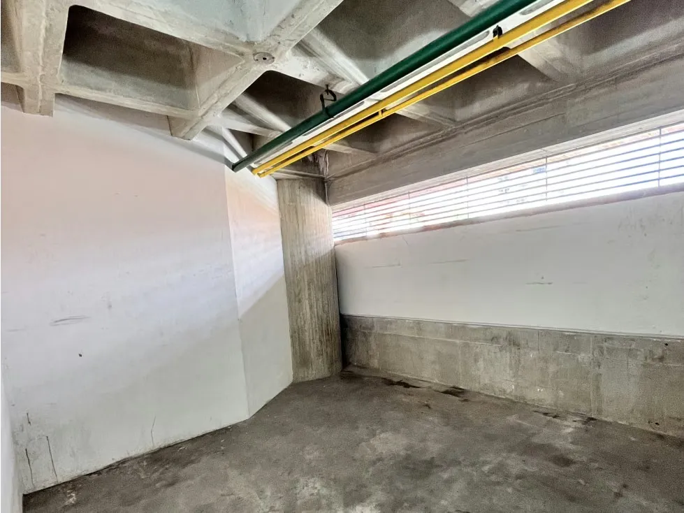 Deposito-Maletero En Alquiler Sureste De Caracas 15.81M2 (IG) - 2