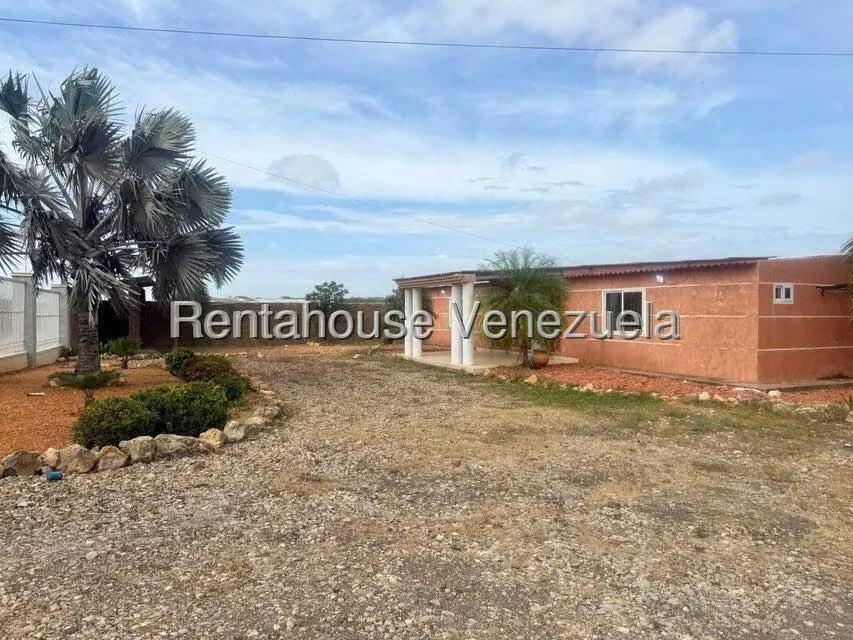 Comercial (Club Campestre) en Venta en Santa Ana, Falcon - 11