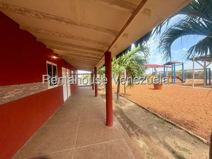 Comercial (Club Campestre) en Venta en Santa Ana, Falcon - 26