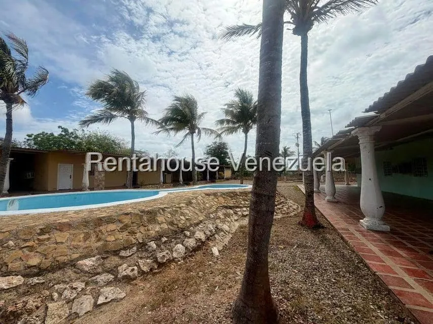 Comercial (Club Campestre) en Venta en Santa Ana, Falcon - 30