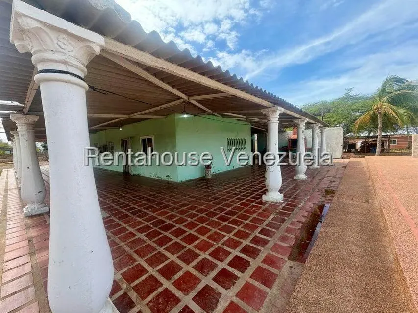 Comercial (Club Campestre) en Venta en Santa Ana, Falcon - 35