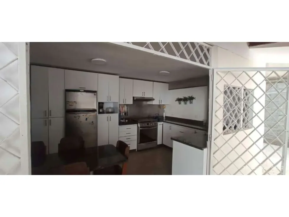 Casa en venta - Colinas de Bello Monte - 30