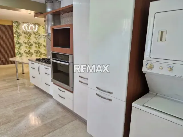 En Alquiler Apartamento 2.ª Transversal de Altamira - Chacao - 3