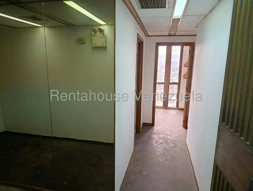 Oficina en Venta en El Socorro, Carabobo - 4