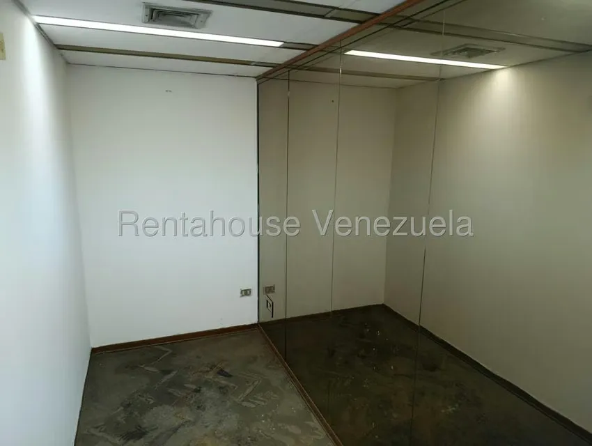 Oficina en Venta en El Socorro, Carabobo - 5