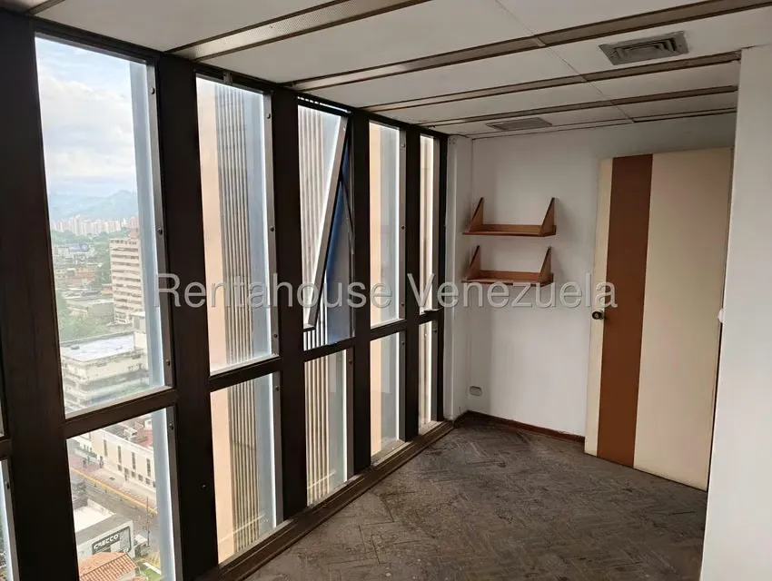 Oficina en Venta en El Socorro, Carabobo - 7