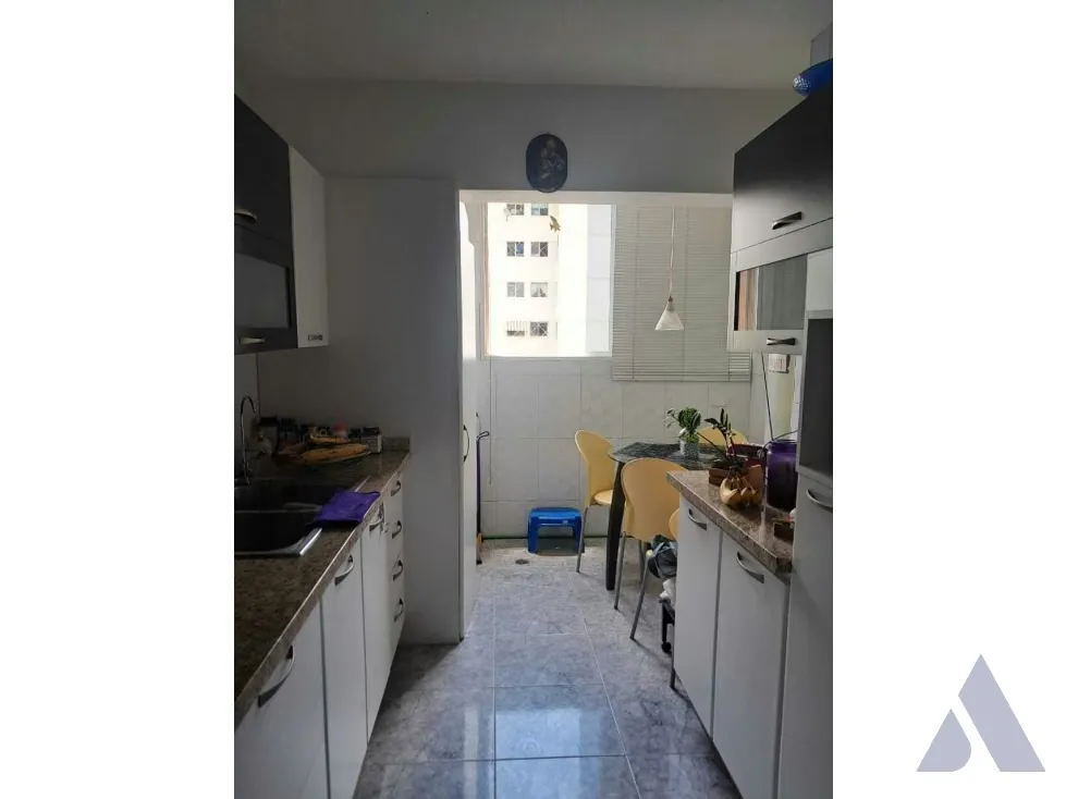 Vendo apartamento en calle cerrada 104m2 El Marqués 7690 - 13