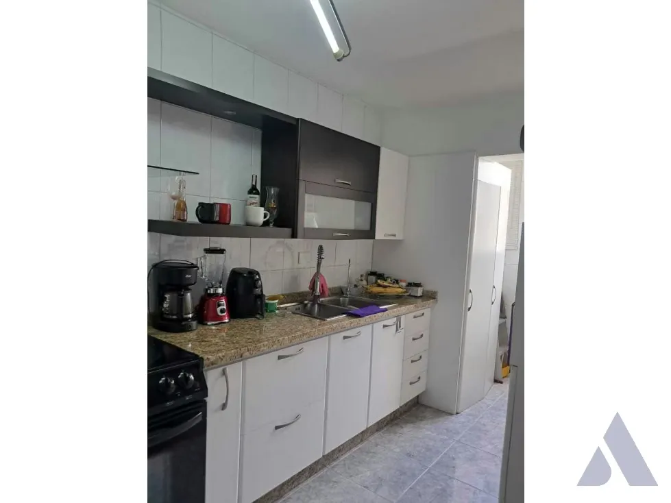 Vendo apartamento en calle cerrada 104m2 El Marqués 7690 - 10