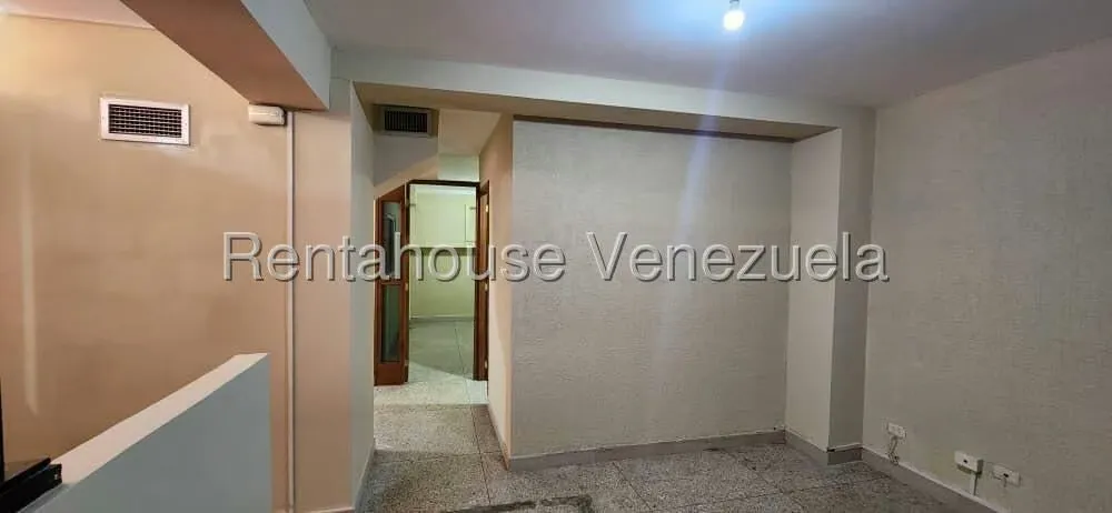 Local Comercial en Alquiler en Paraiso, Zulia - 11