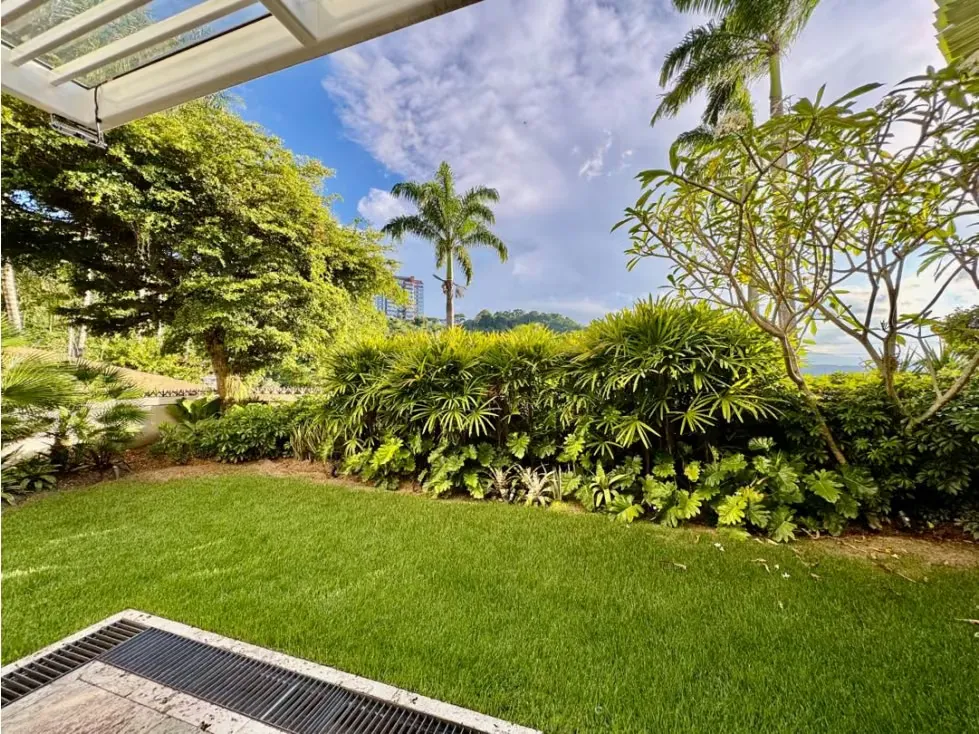 Se vende PB 389m2 +221m2 jardín 4h+s/6b/2p Santa Rosa de Lima - 6