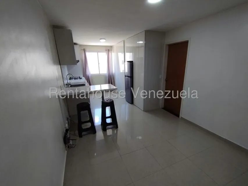 Apartamento (1 Nivel) en Alquiler en Ciudad Roca, Lara - 2