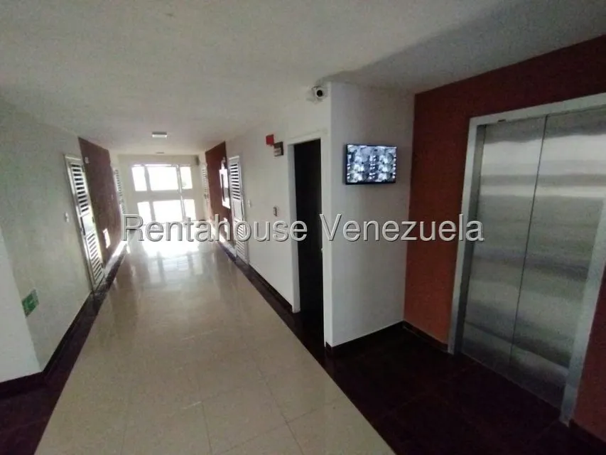 Apartamento (1 Nivel) en Alquiler en Ciudad Roca, Lara - 11