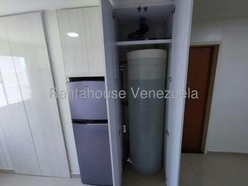 Apartamento (1 Nivel) en Alquiler en Ciudad Roca, Lara - 6