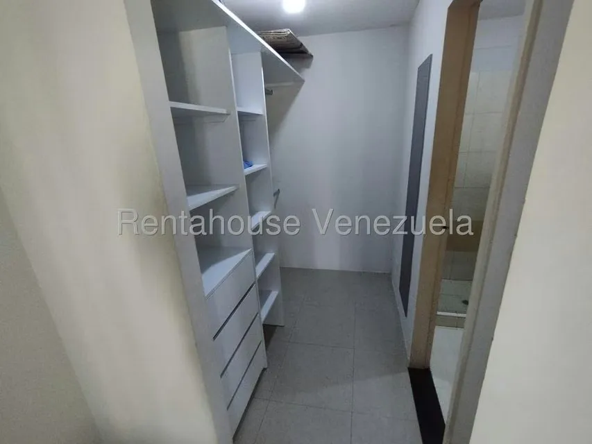 Apartamento (1 Nivel) en Alquiler en Ciudad Roca, Lara - 9