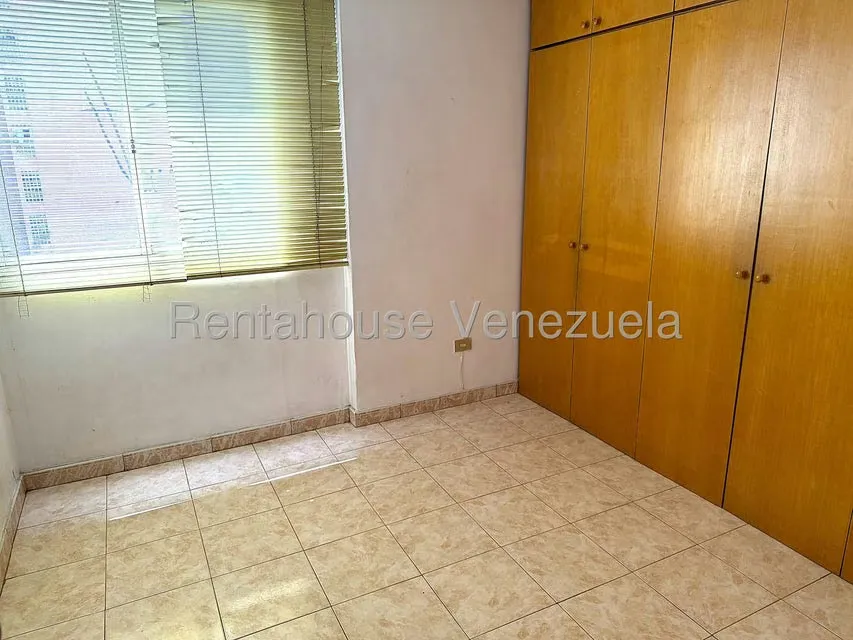 Apartamento (1 Nivel) en Venta en La Florida, Distrito Metropolitano - 7