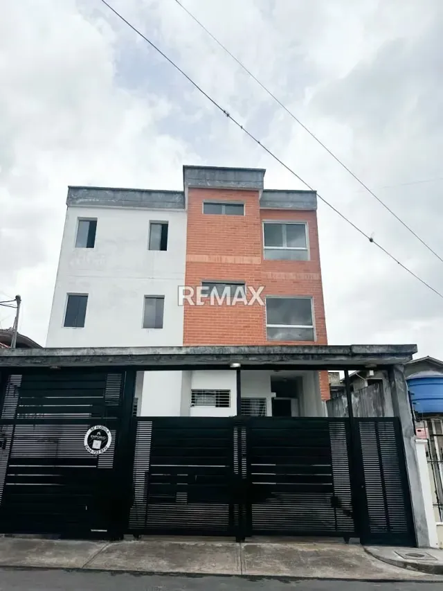 En Venta Apartamento en Obra Gris, Edificio cañaveral, barrio el lobo