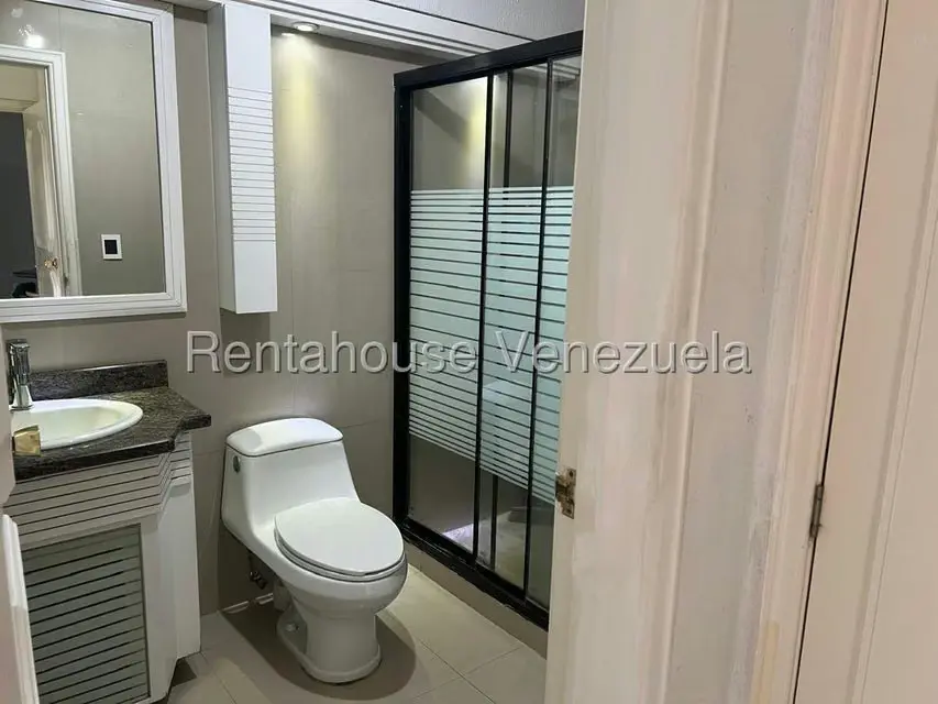 Apartamento (Multiples Niveles) en Venta en Miranda, Distrito Metropolitano - 14