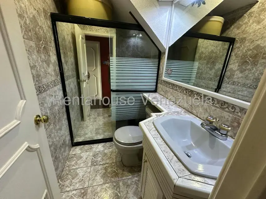 Apartamento (Multiples Niveles) en Venta en Miranda, Distrito Metropolitano - 22