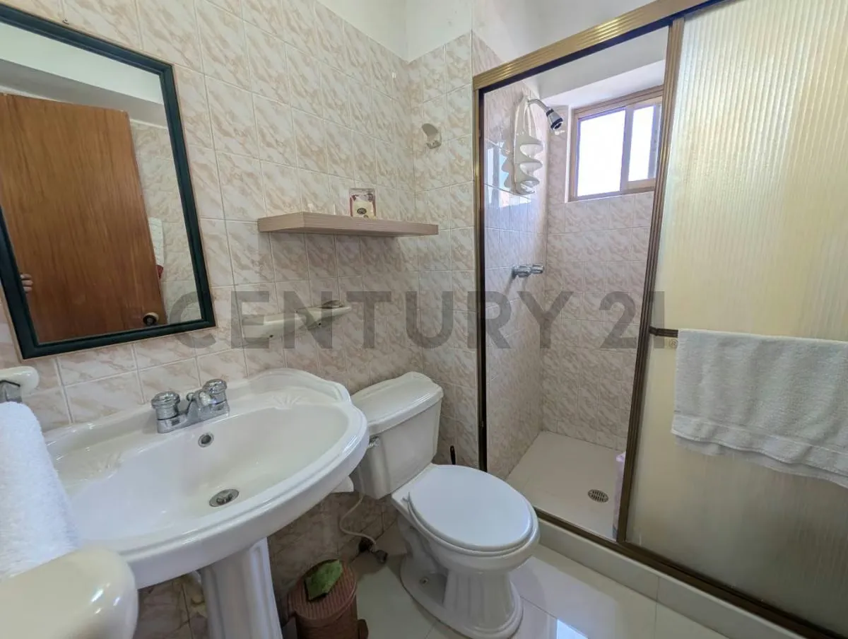 LINDO Y MODERNO APARTAMENTO CON VISTA AL MAR EN PORLAMAR - 20