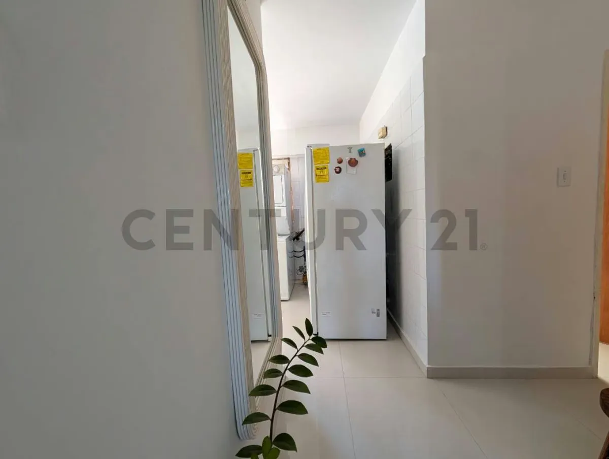 LINDO Y MODERNO APARTAMENTO CON VISTA AL MAR EN PORLAMAR - 22