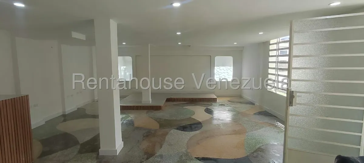 Anexo (1 Nivel) en Alquiler en Colinas de Bello Monte, Distrito Metropolitano - 2