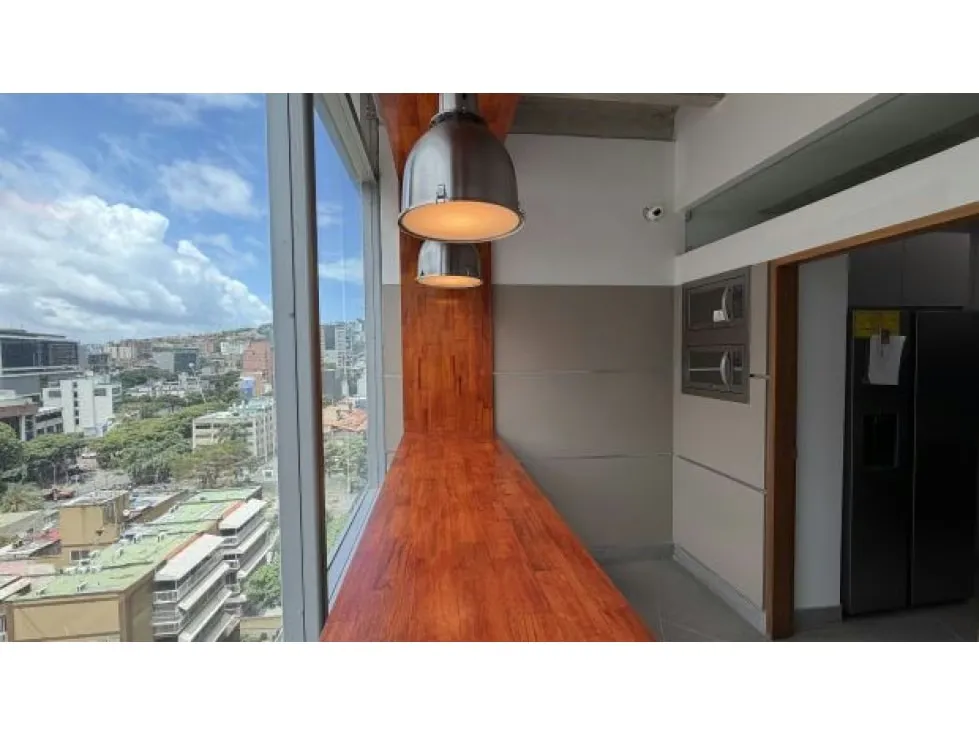 SE VENDE OFICINA CON VISTA AL AVILA EN LAS MERCEDES ANMA - 8