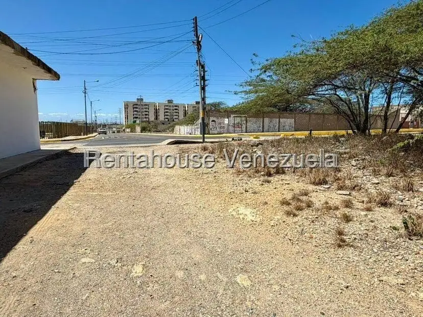 Terreno (Comercial) en Venta en Punto Fijo, Falcon