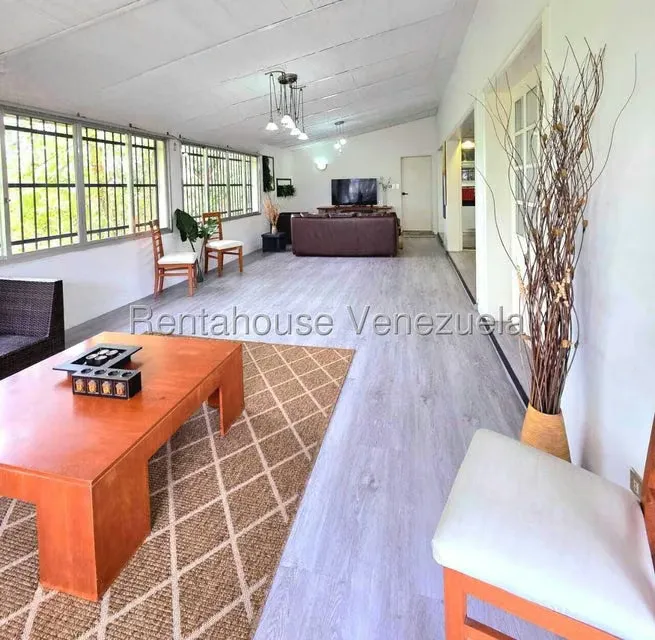 Casa (1 Nivel) en Venta en Los Castores, Miranda - 17