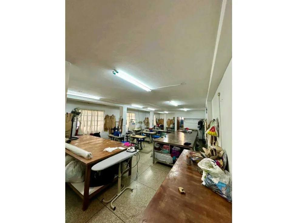 Vendo fondo de comercio 100m2 La Candelaria 9808 - 11