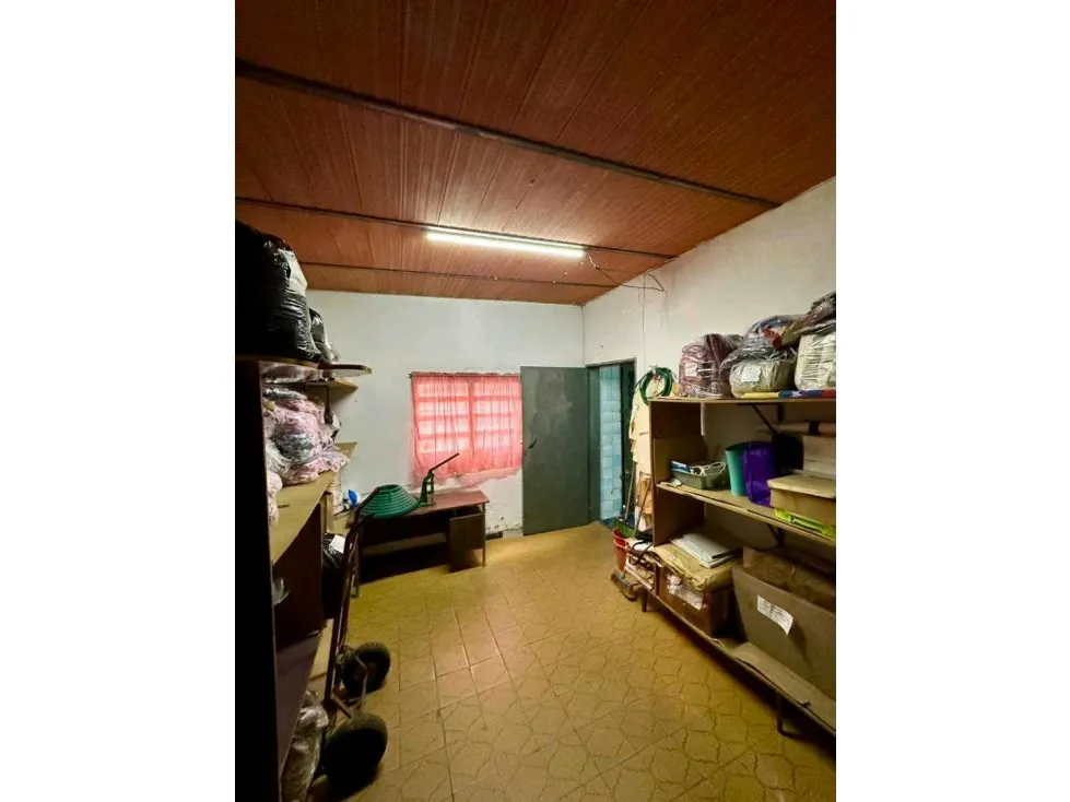 Vendo fondo de comercio 100m2 La Candelaria 9808 - 6