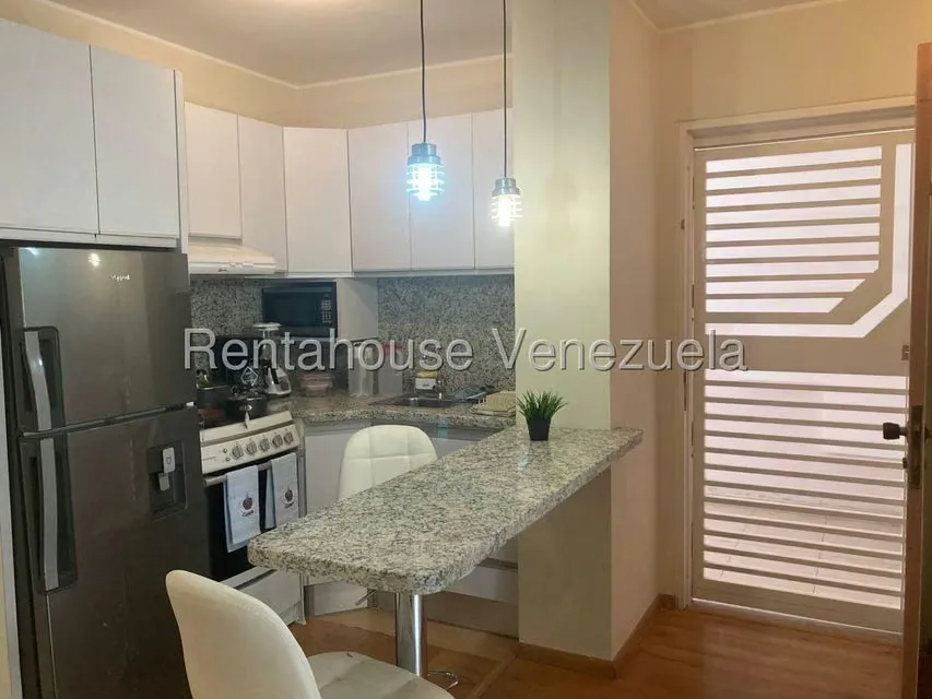 Apartamento (1 Nivel) en Alquiler en La Castellana, Distrito Metropolitano - 8