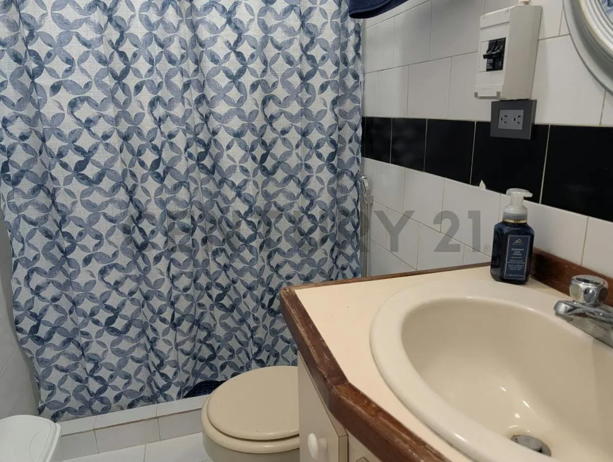 APARTAMENTO MODERNO Y BIEN UBICADO EN PORLAMAR - 28