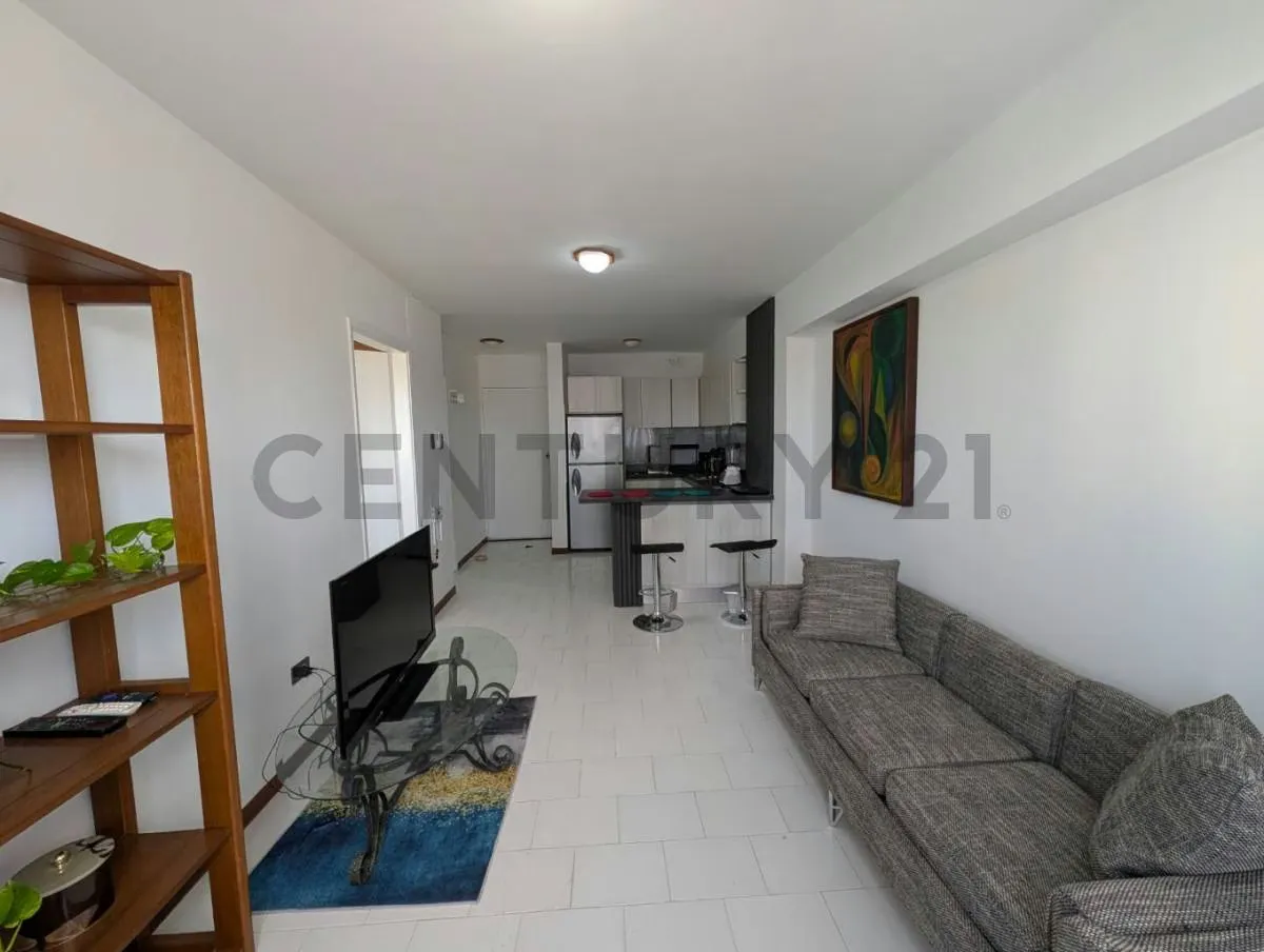 APARTAMENTO MODERNO Y BIEN UBICADO EN PORLAMAR - 5