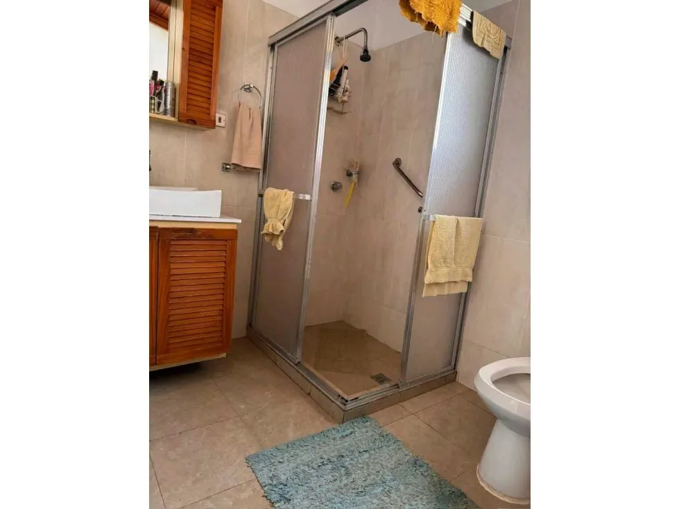 Vendo casa duplex 250m2 zona D-1 Macaracuay 1733 - 37