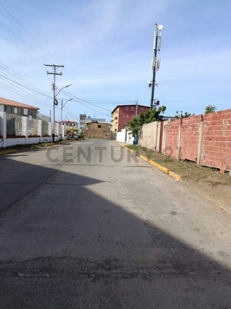 Venta de terreno en NUEVA BARCELONA CERCA DE LA AV. CENTURION - 3
