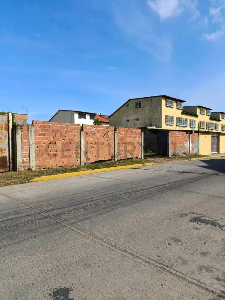 Venta de terreno en NUEVA BARCELONA CERCA DE LA AV. CENTURION - 4