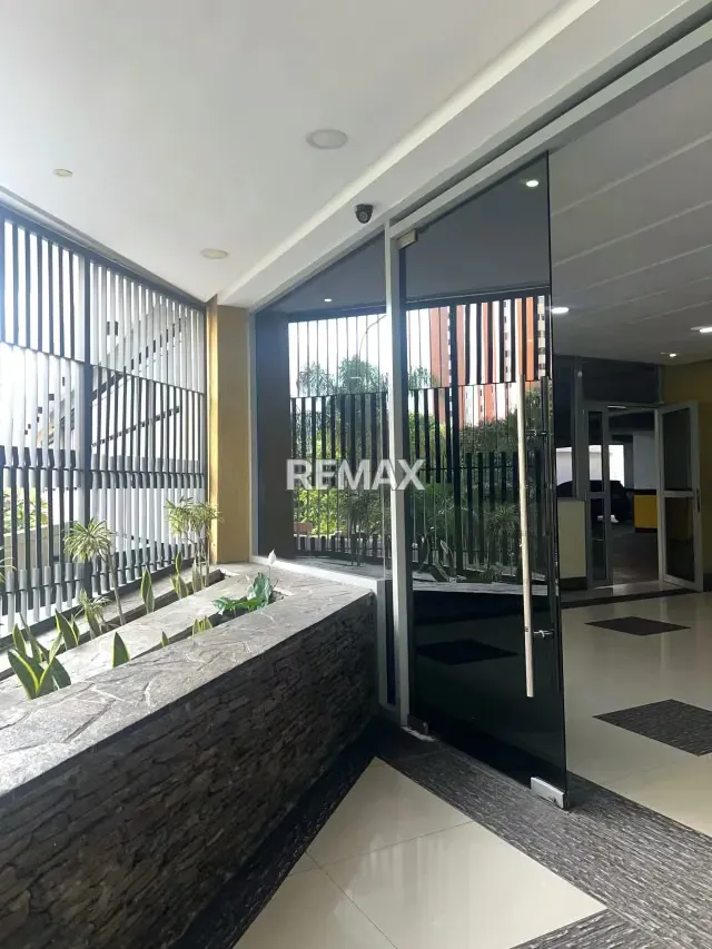 Venta de Apartamento a Remodelar en La Trigaleña Alta - 2