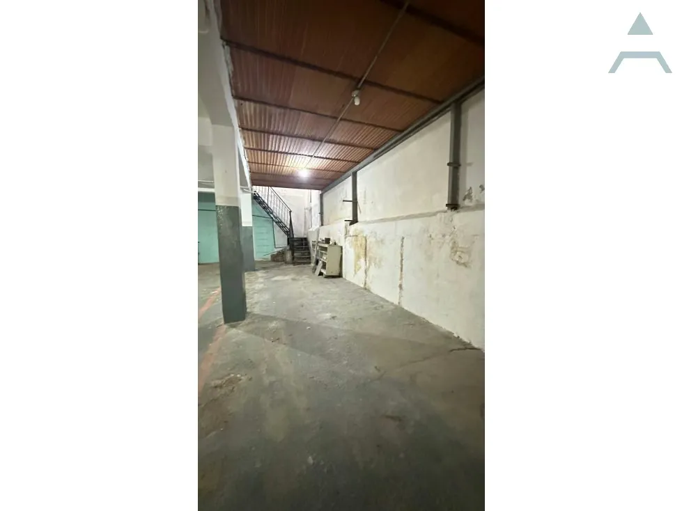 Se vende Casa Comercial 475,50m² 5p Los Chaguaramos - 14